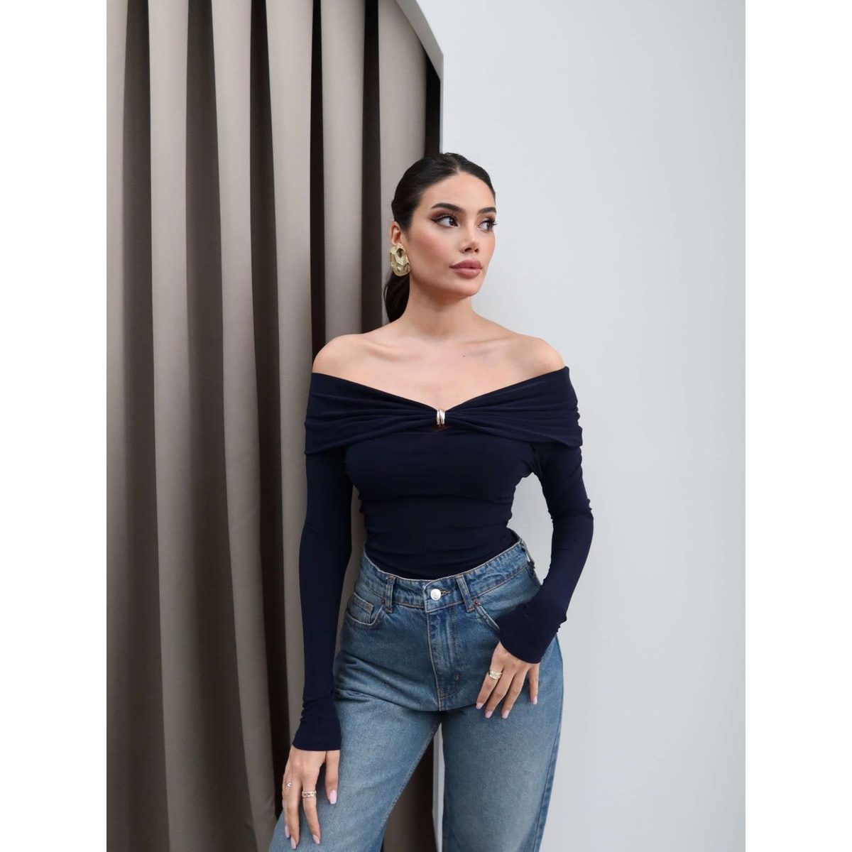 بلوزة Off Shoulder 4