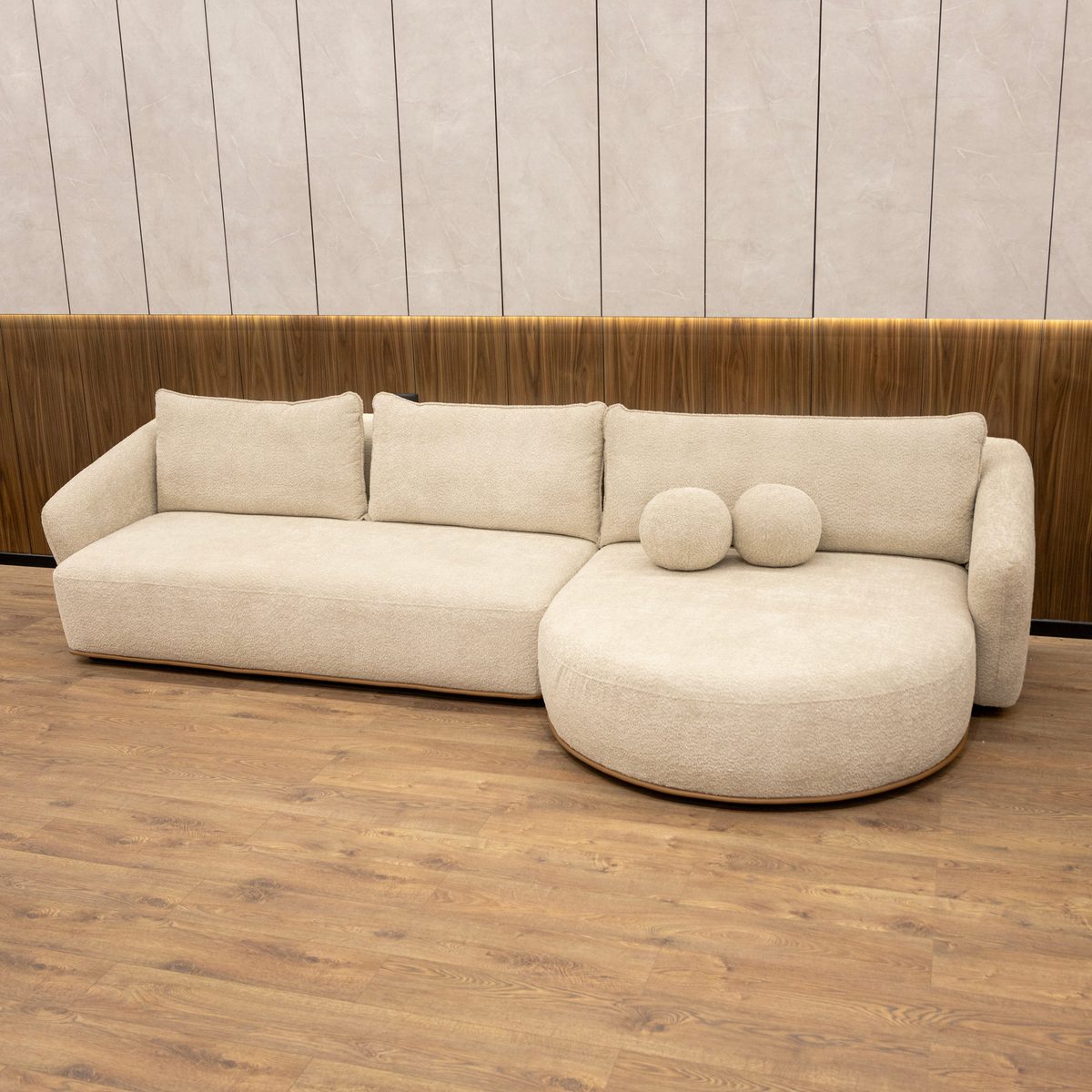 3300 Sofa Corners 2