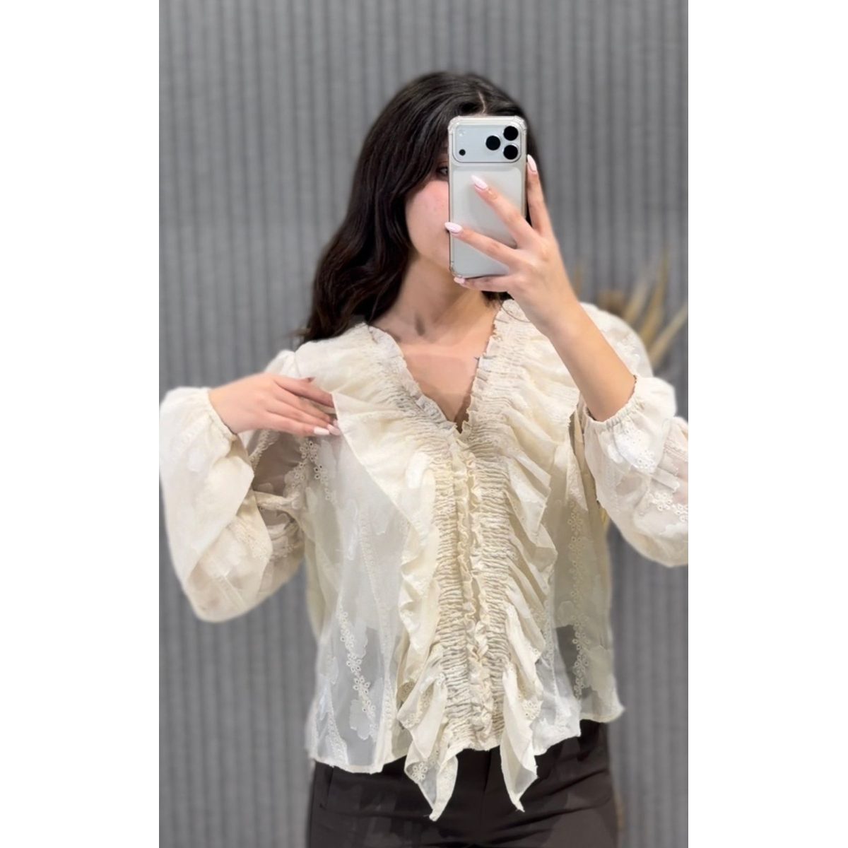 بلوزة Vanilla Ruffle 2