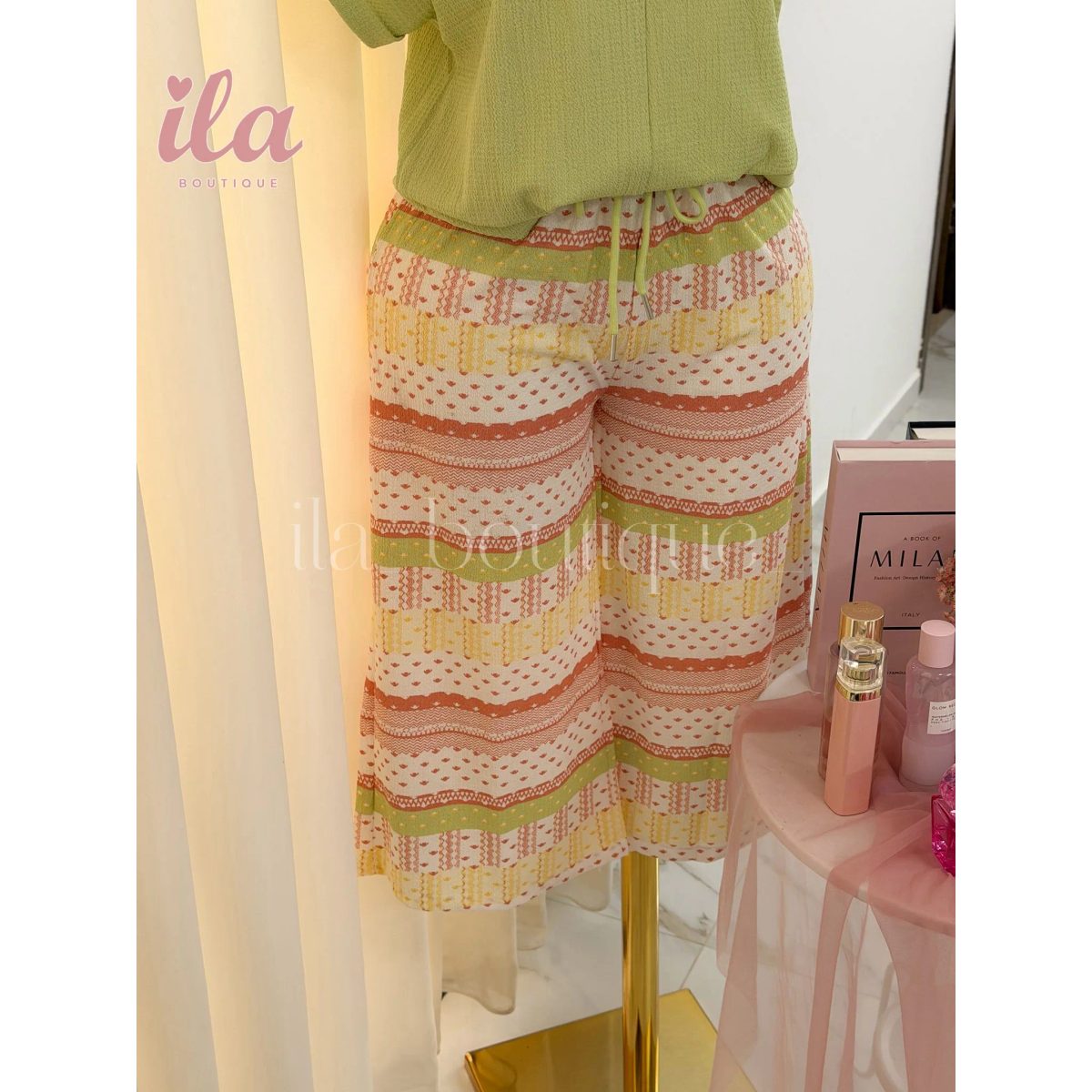 بيجاما MINT GREEN قماش بارد توب سادة و بنطلون منقش 3