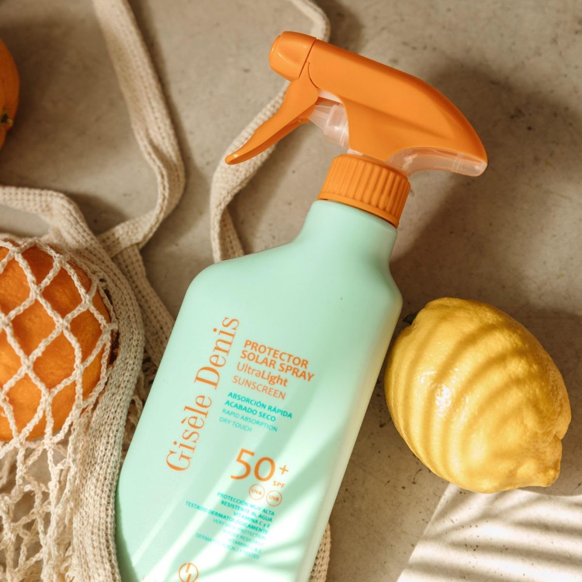 Gisele Denis Ultralight Sunscreen Spray SPF 50+ 300ml 3