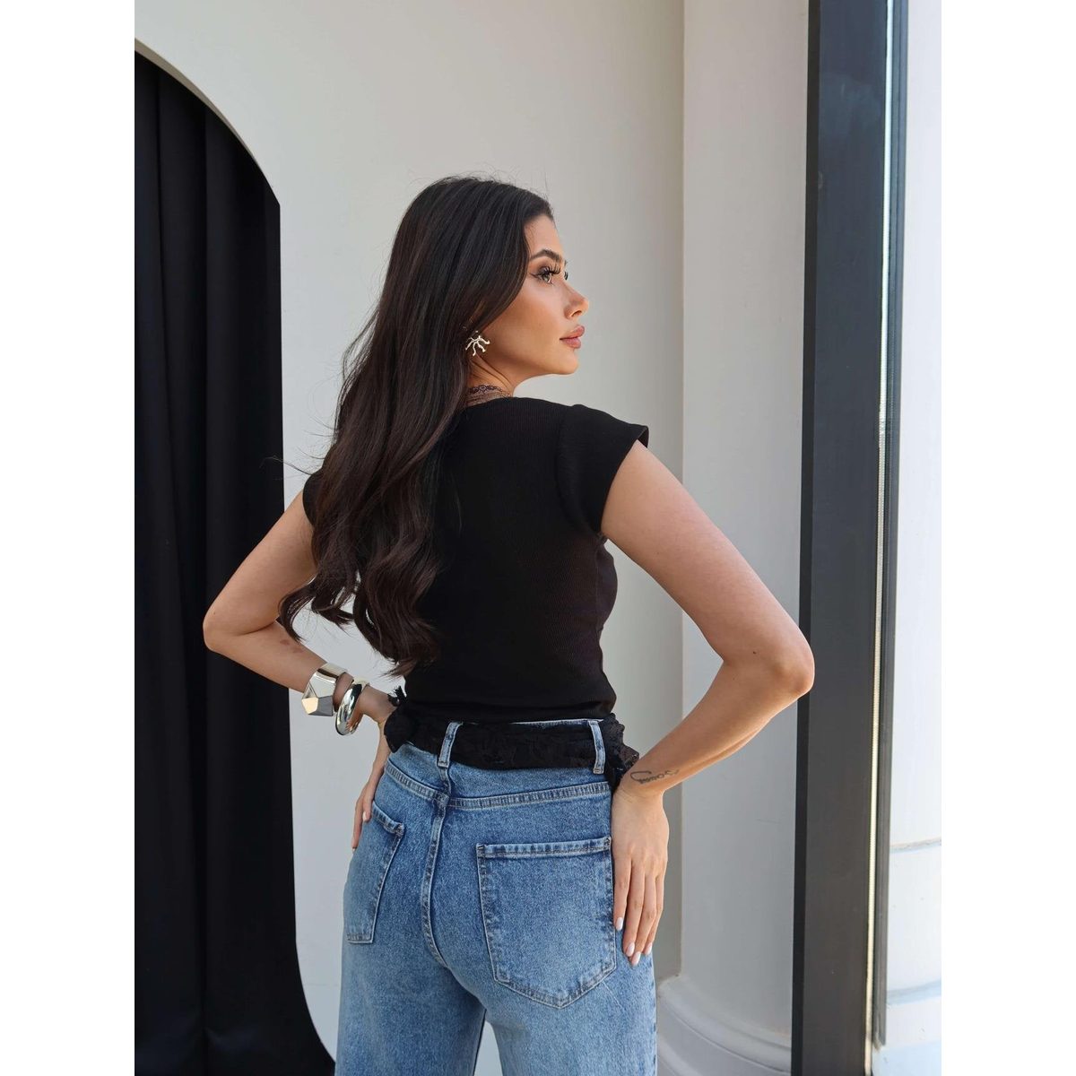 بلوزة دانتيل اسود 4