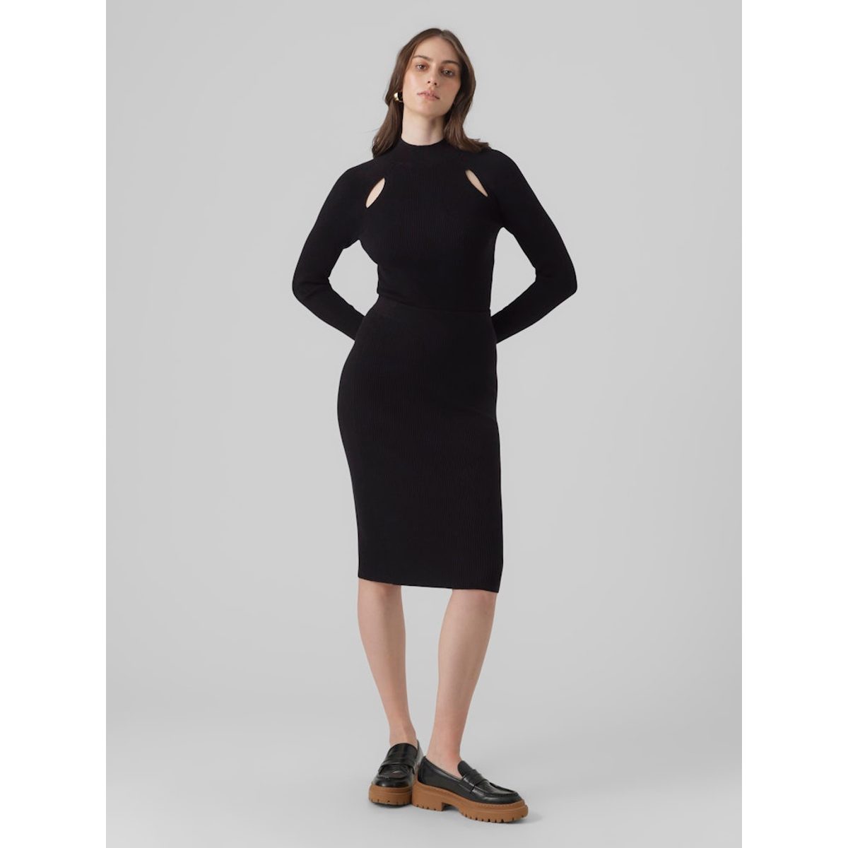 CUTOUT PULLOVER 3