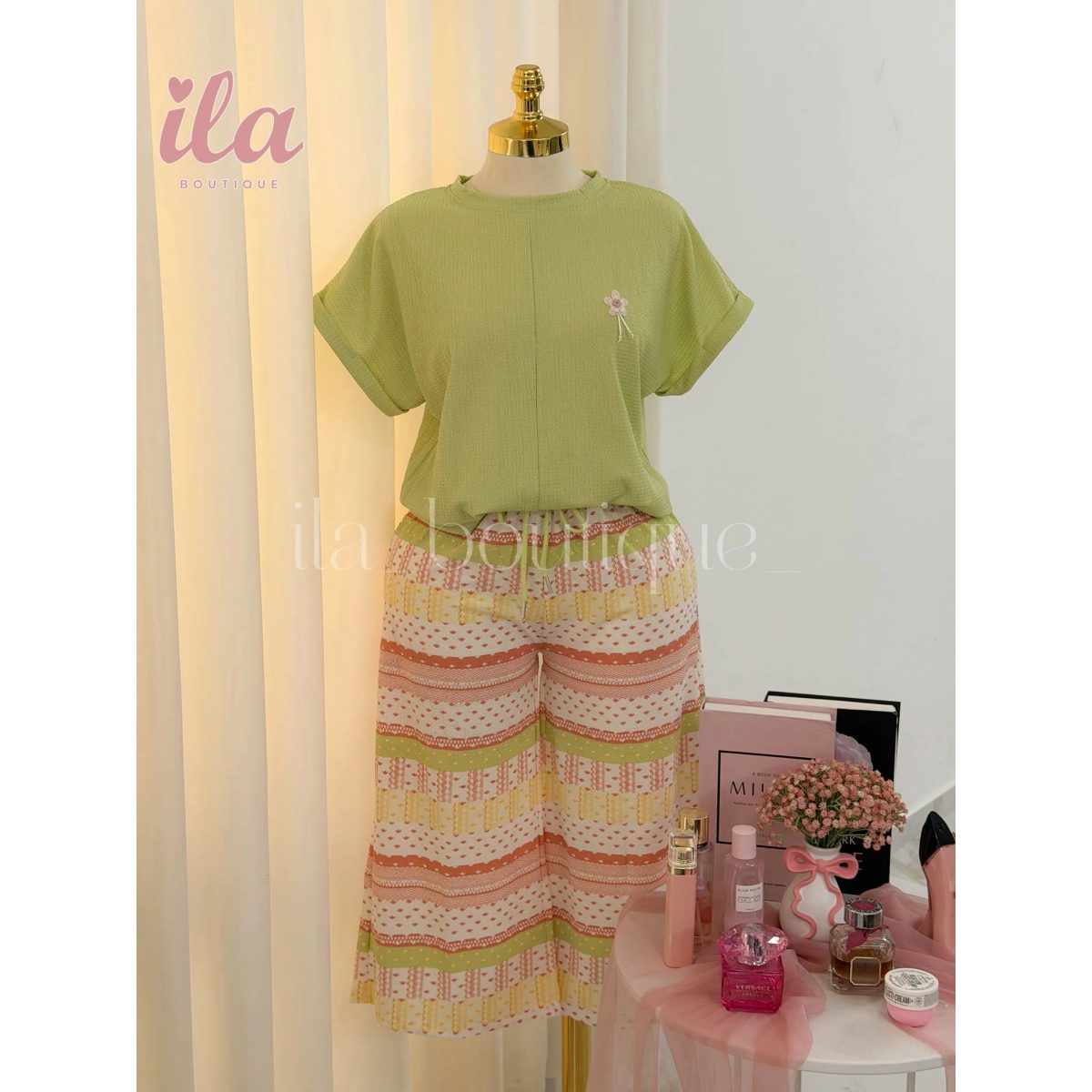 بيجاما MINT GREEN قماش بارد توب سادة و بنطلون منقش 2
