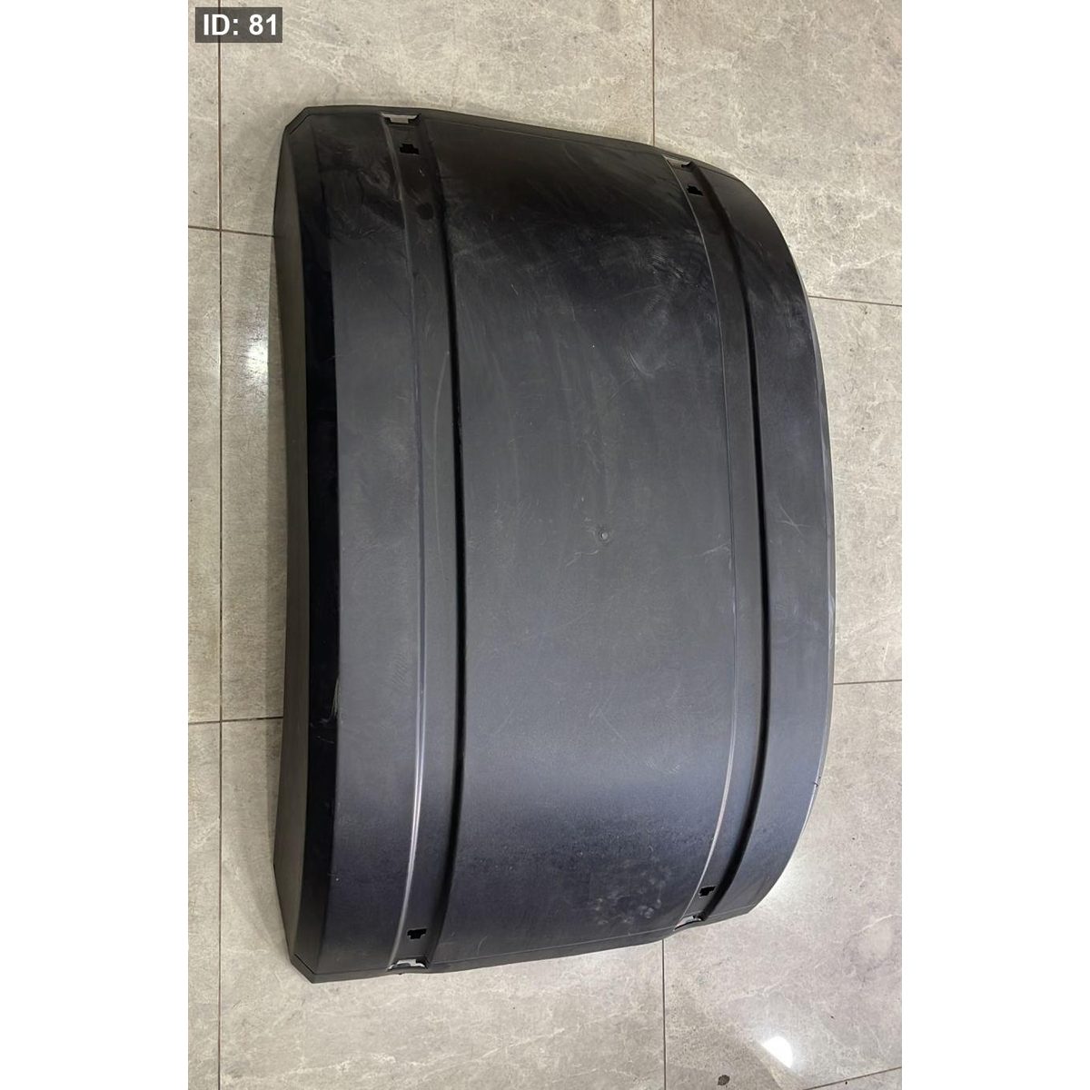 جناح بلاستيك فوق العجل mercedes