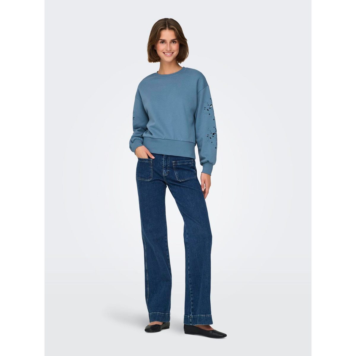 O-NECK SWEATSHIRT 3