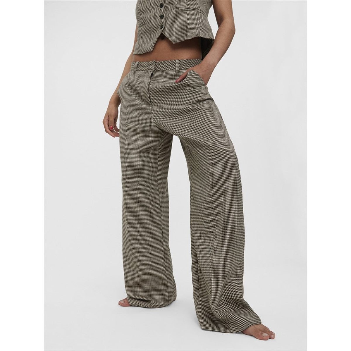 MID RISE WIDE PANT 4