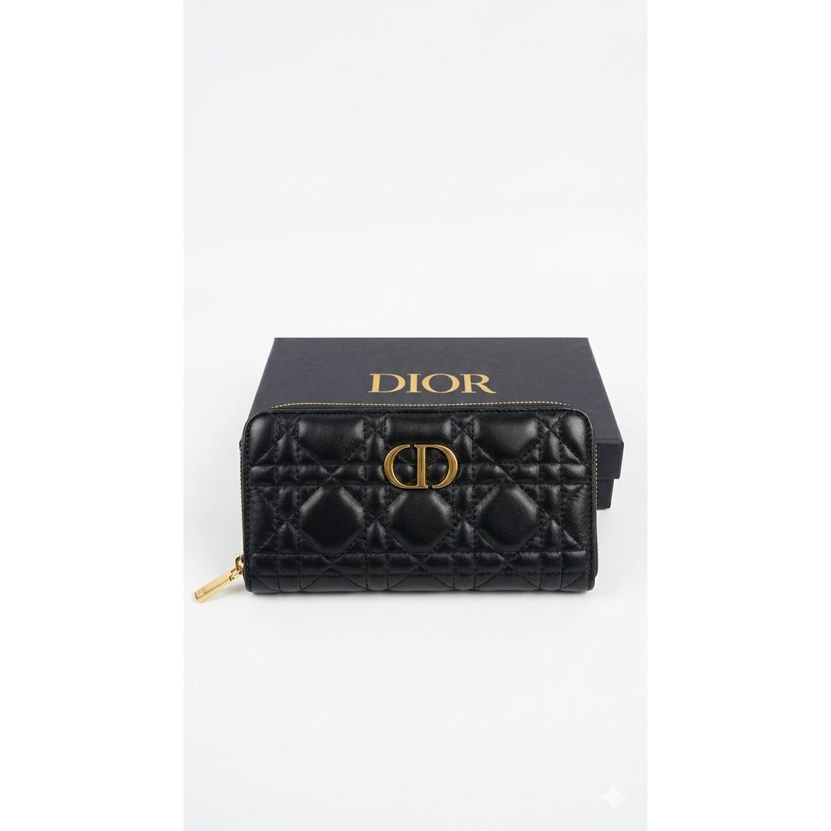 محفظه ديور اسود كبير
