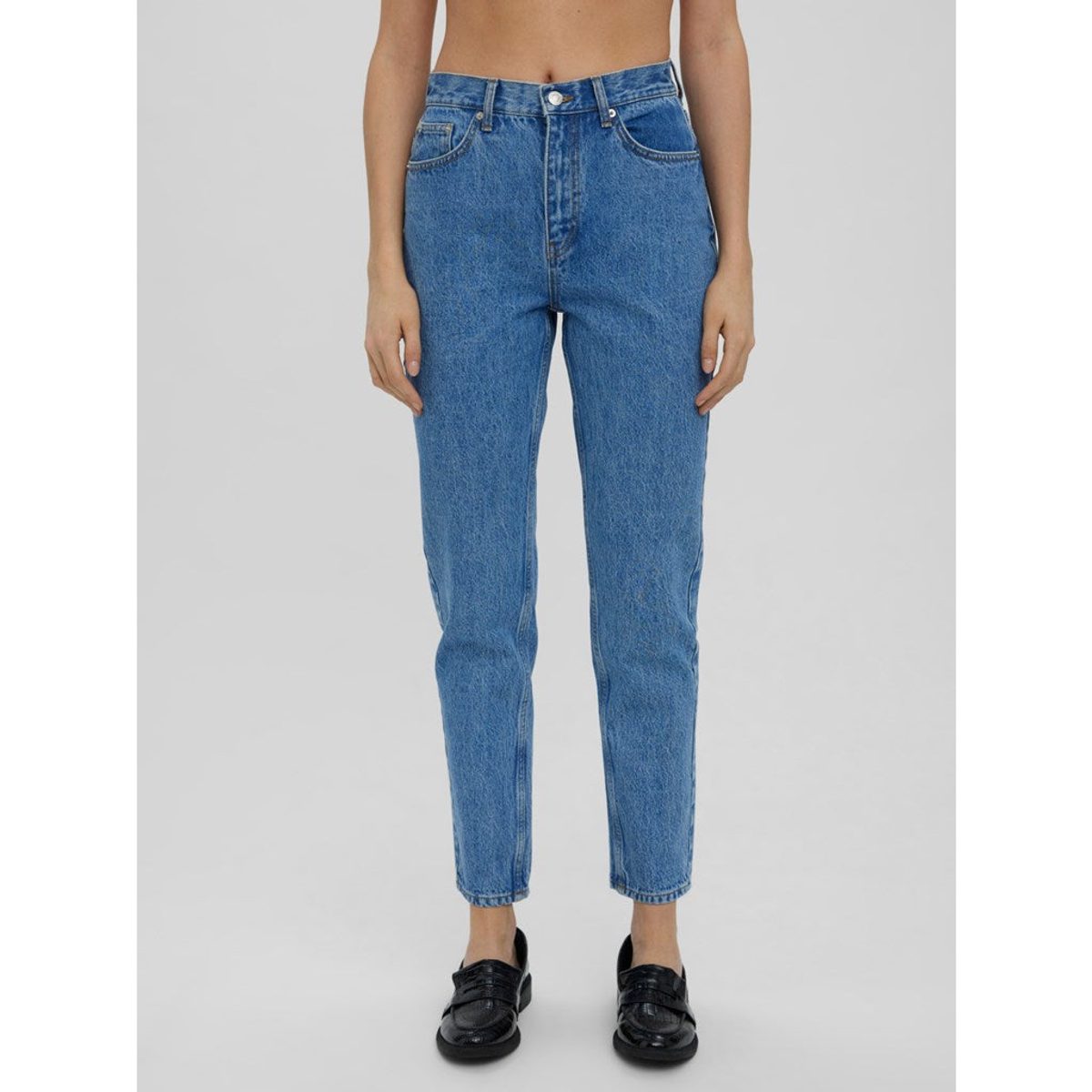 HIGH RISE MOM ANKLE JEANS 3