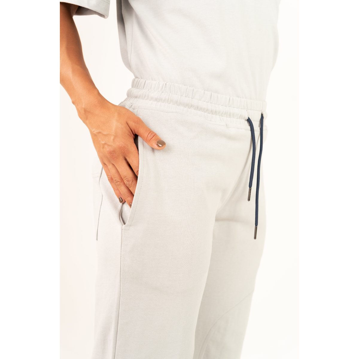 Sweatpants – Curved Cut 4