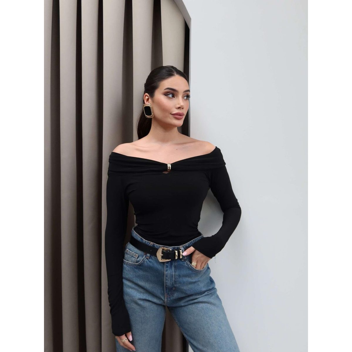 بلوزة Off Shoulder 4