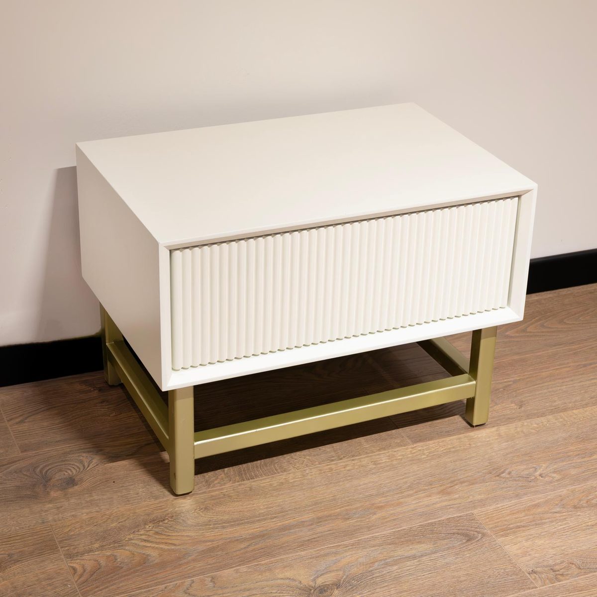 Nebala Bedroom Set 4