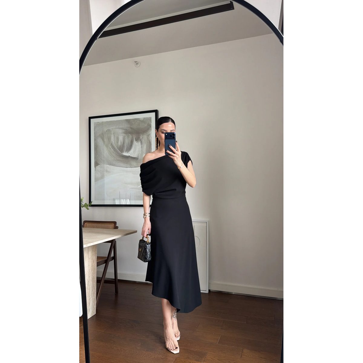 فستان كلاسيكي اسود off shoulder 4