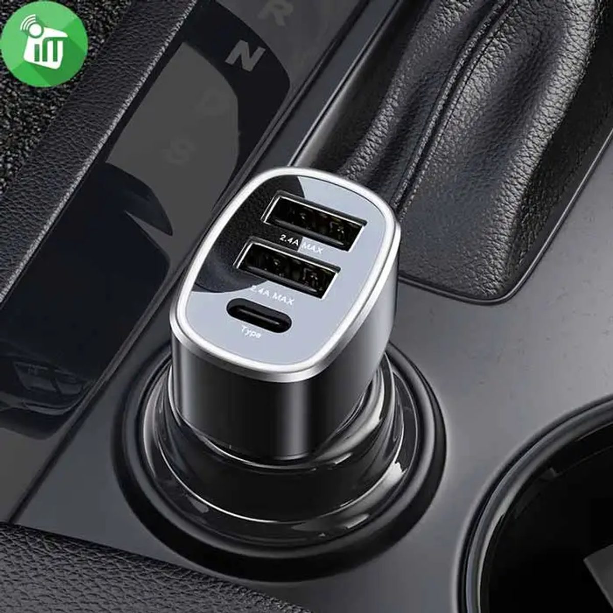 YESIDO Y47 49W PD + 2 USB Smart Car Charger 2