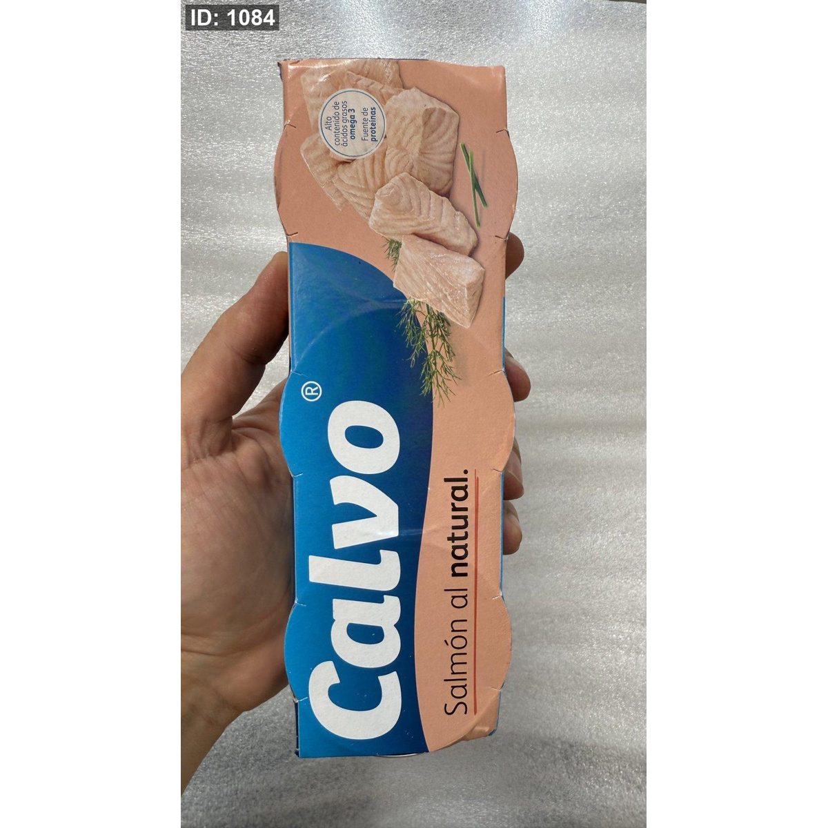 بوكس شرائح سالمون طبيعي calvo بالمياة غني بالبروتينات واوميغا 3 فيها 3 علب وزن العلبة 80 غرام