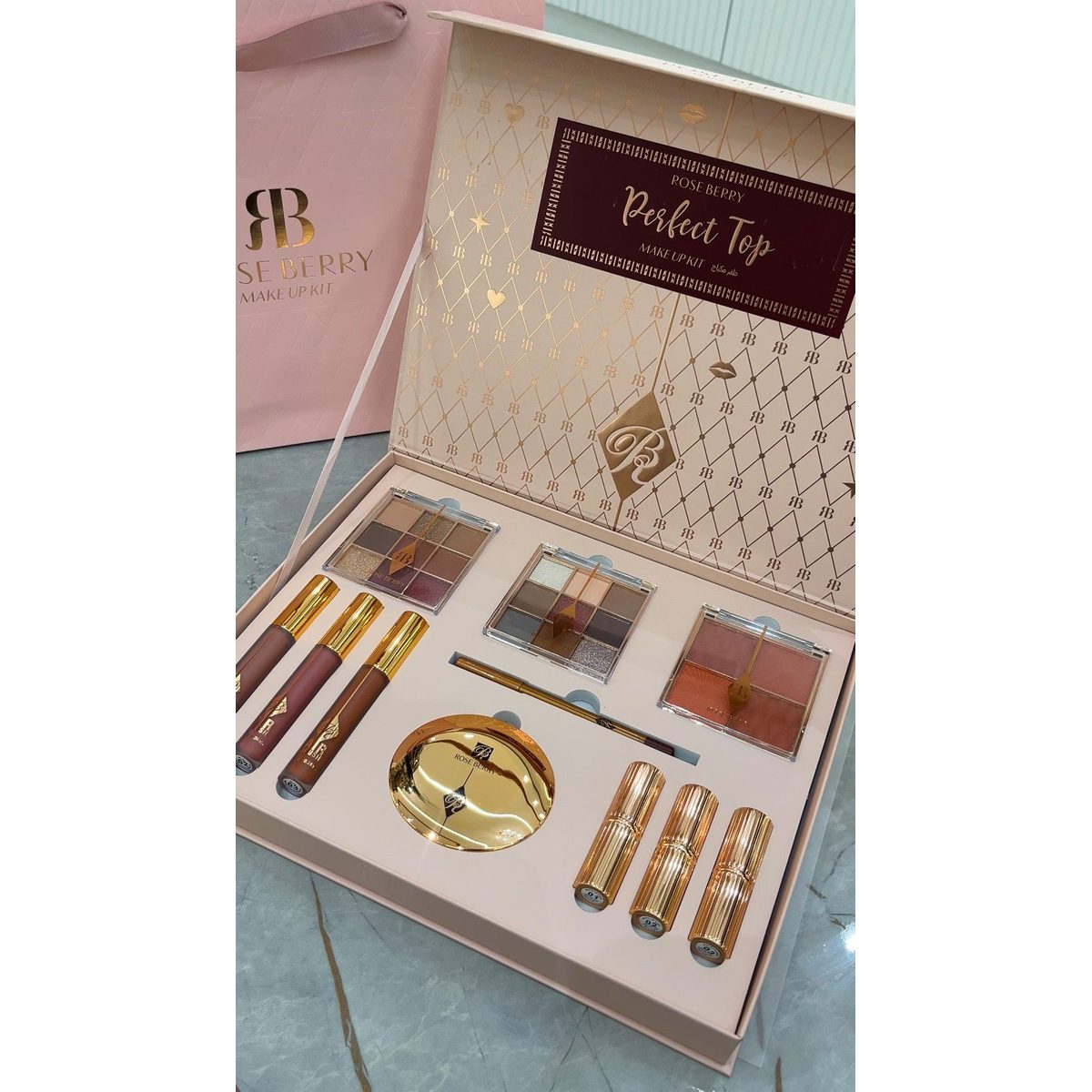 بكج ميك اب روز بيري