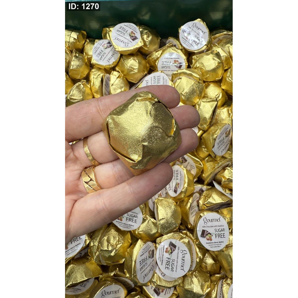 شوكولاته بلجيكية بالحليب والبندق بدون سكر وزنها 20 غرام