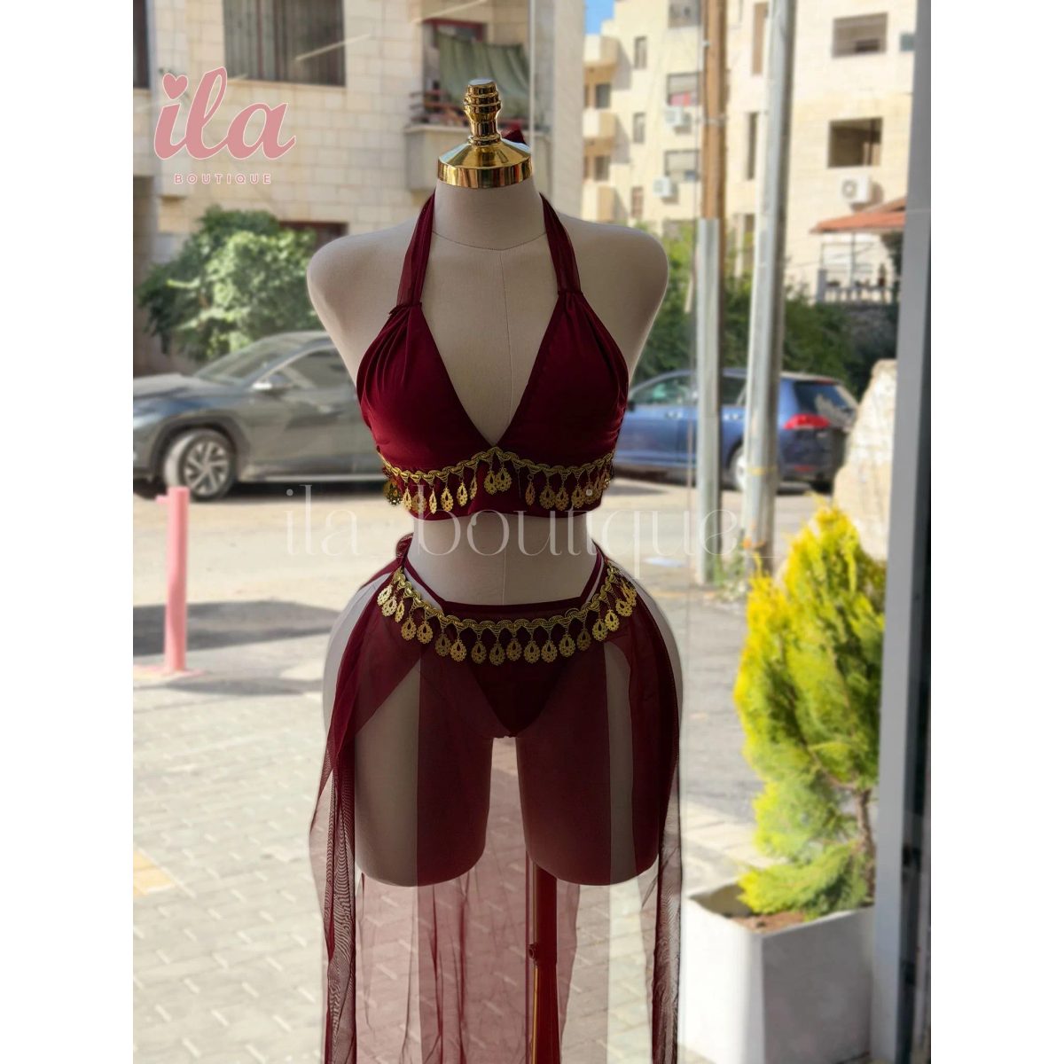 بدلة رقص خمري و ليرات