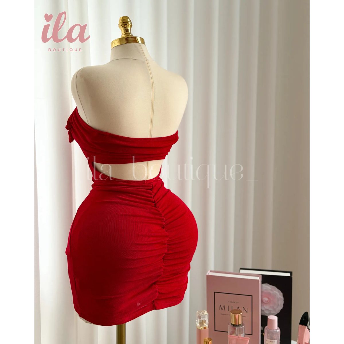 فستان احمر برسم الظهر OFF SHOULDER