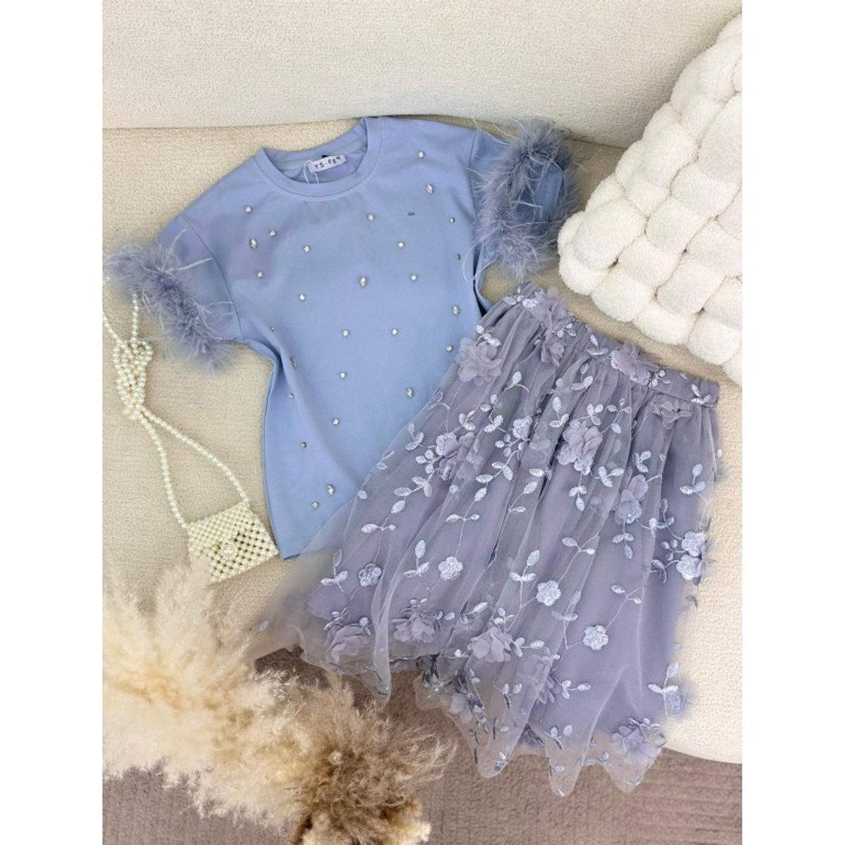 طقم بناتي ناعم 3016534