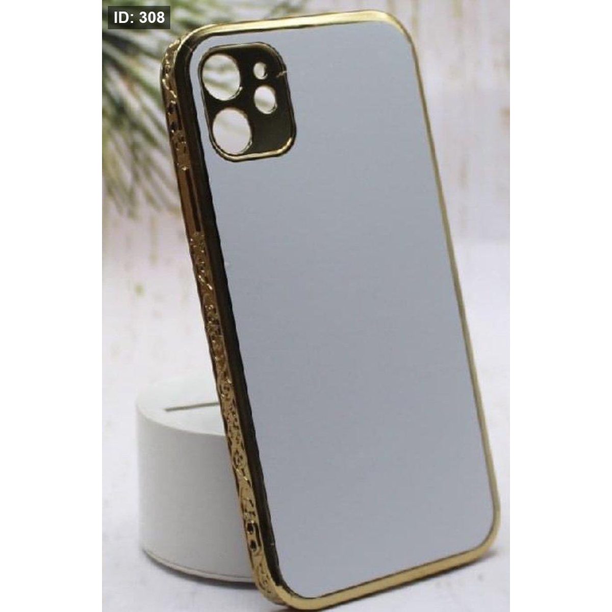 ذهبي iPhone 11