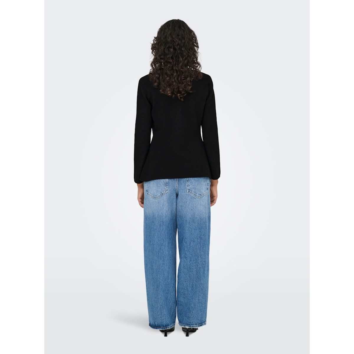 MYERA ONE BUTTON CARDIGAN 4
