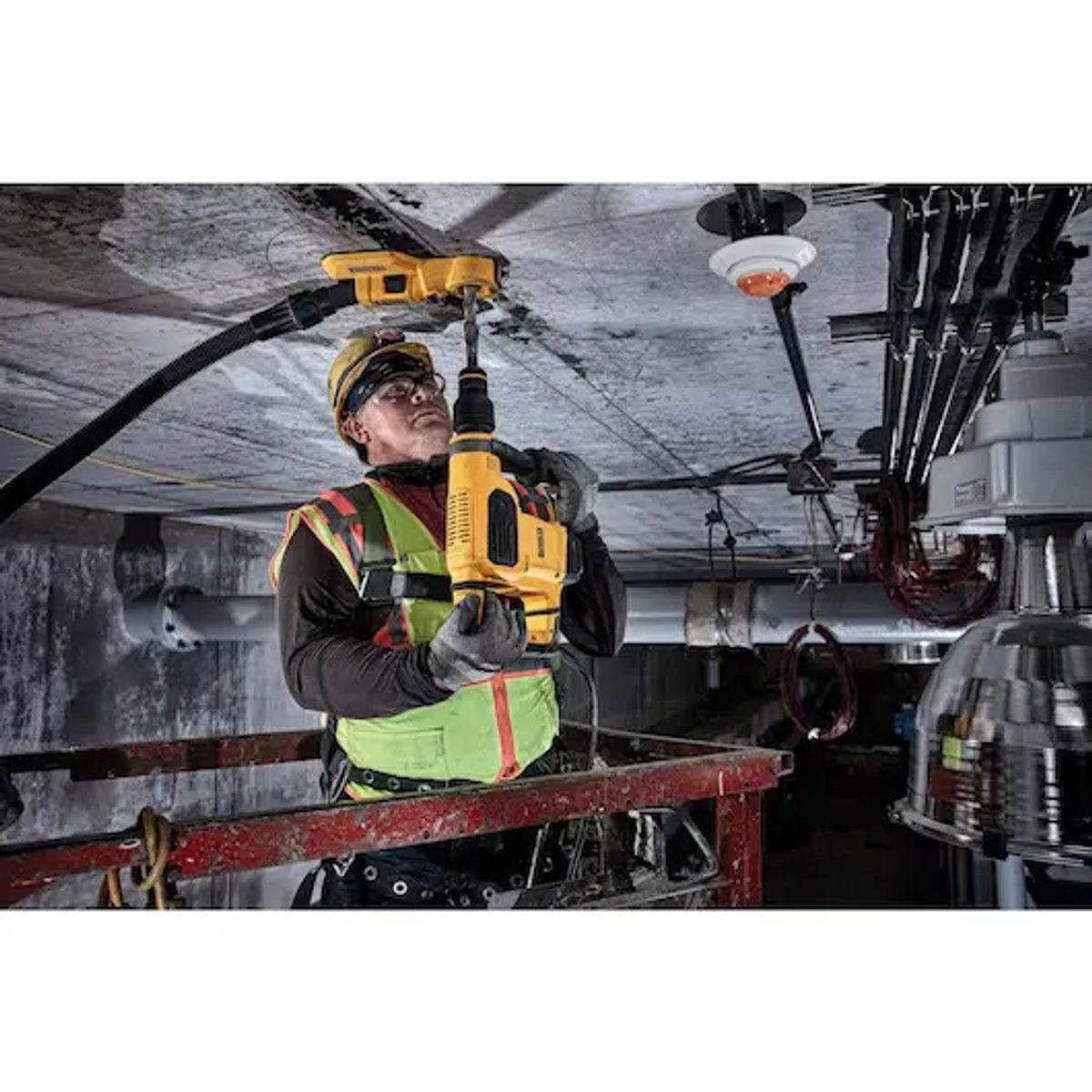 DEWALT D25481K-كونغو  6 كيلو ضرب وقدح 40 ملم 3