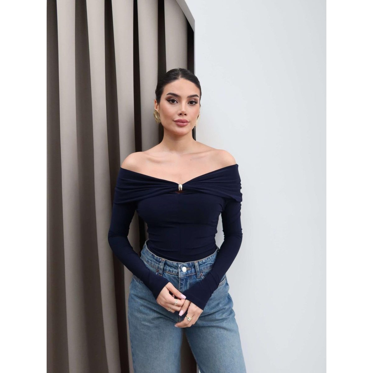 بلوزة Off Shoulder 3