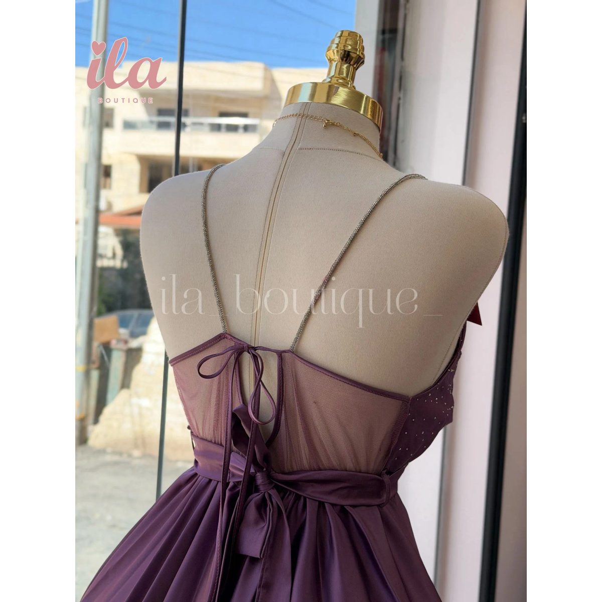 فستان بنفسجي ستان قصير مع سباركلز 2