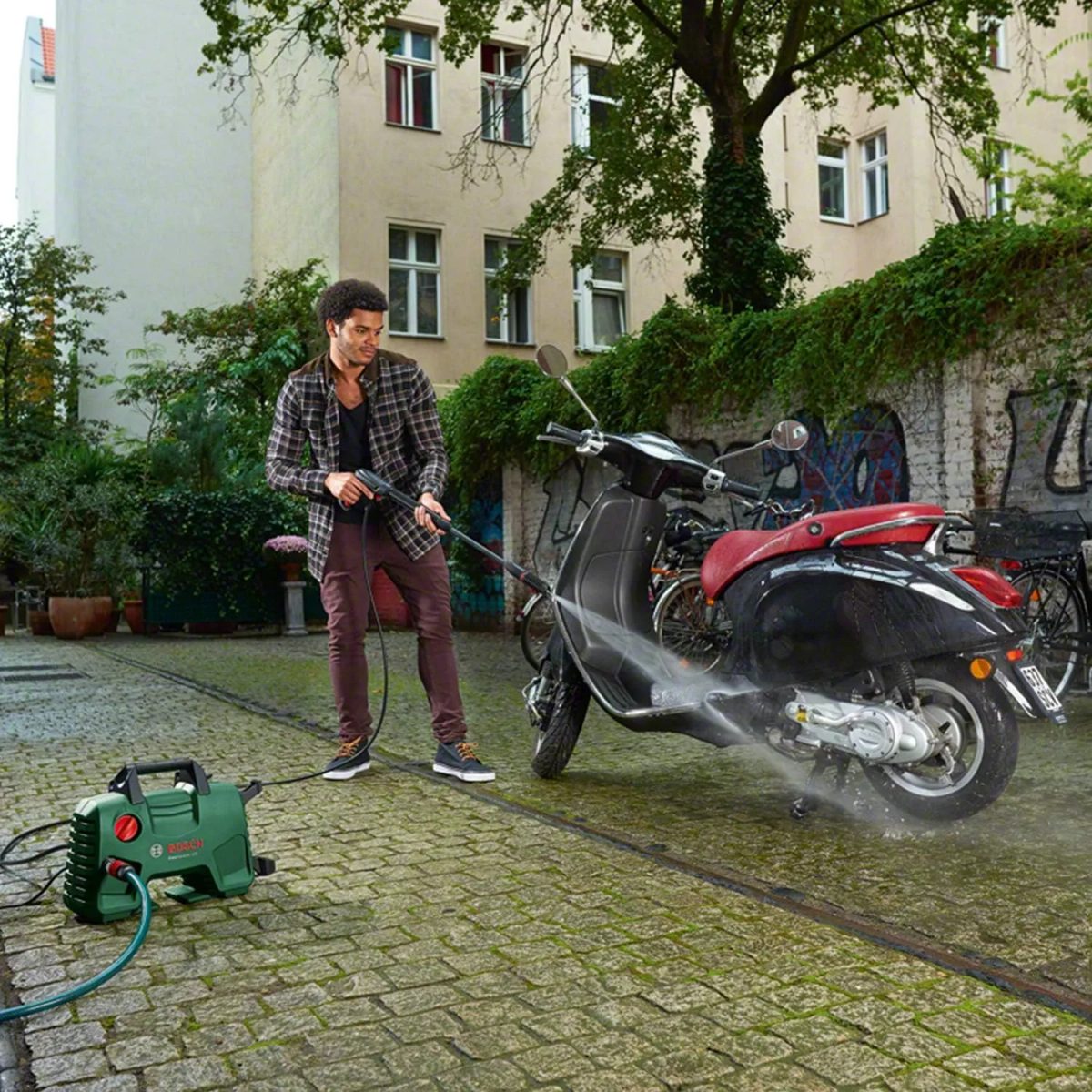 BOSCH EASYAQUATAK 120- جيتور ماء 120 بار 5
