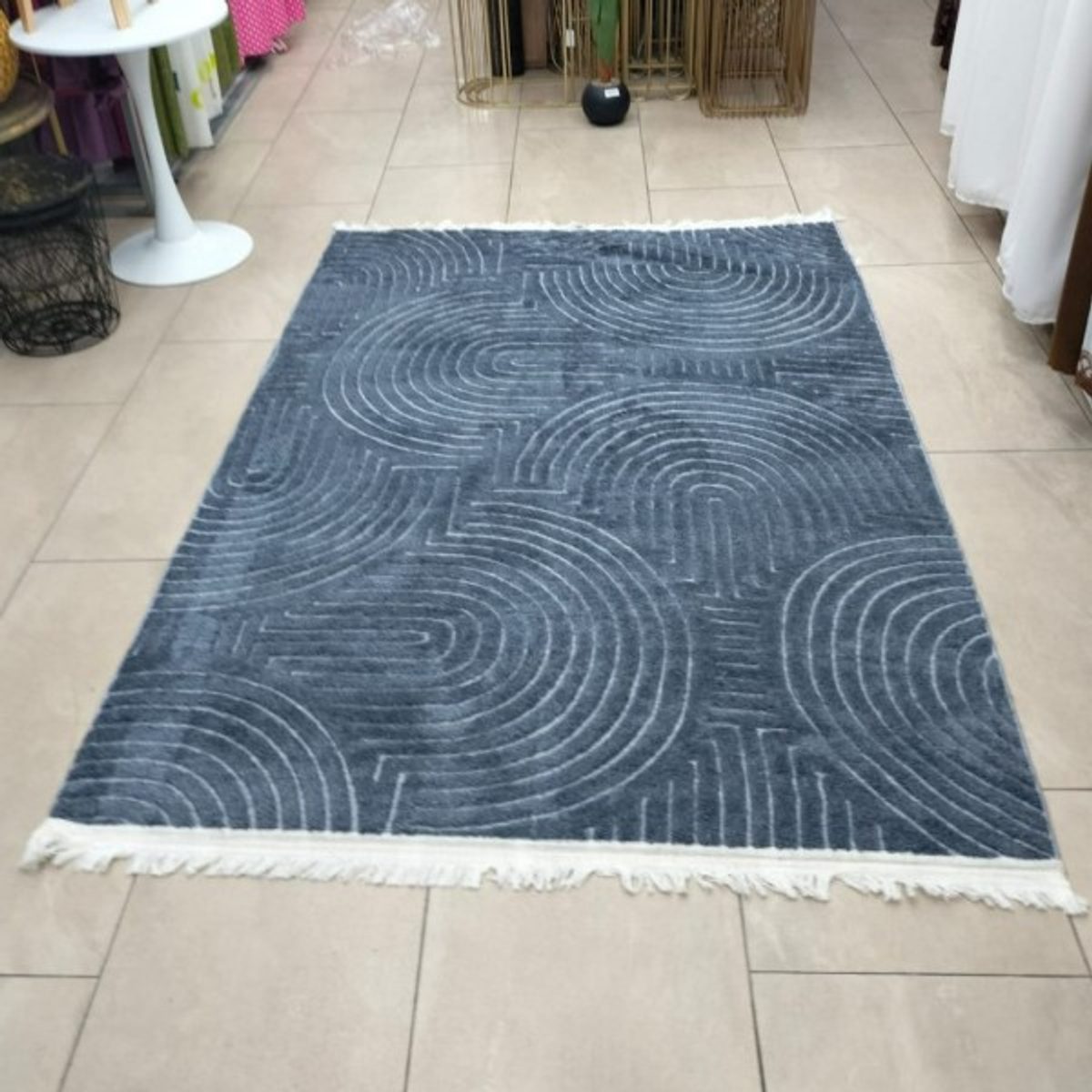 سجاد بوهيمي 160 × 230 سادة حرير بصمة نافر ارضية لاصق - سكني