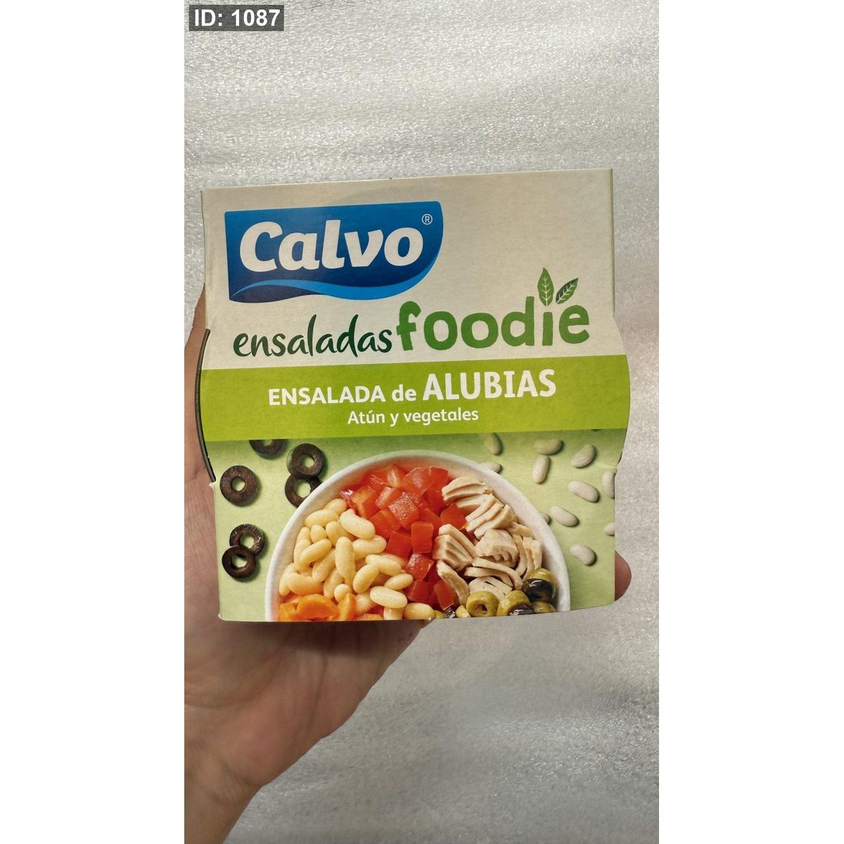 تونا مع سلطة الفاصولياء البيضاء والخضراوات calvo غني بالبروتينات و الاوميغا 3 وزن العلبة 190 غرام