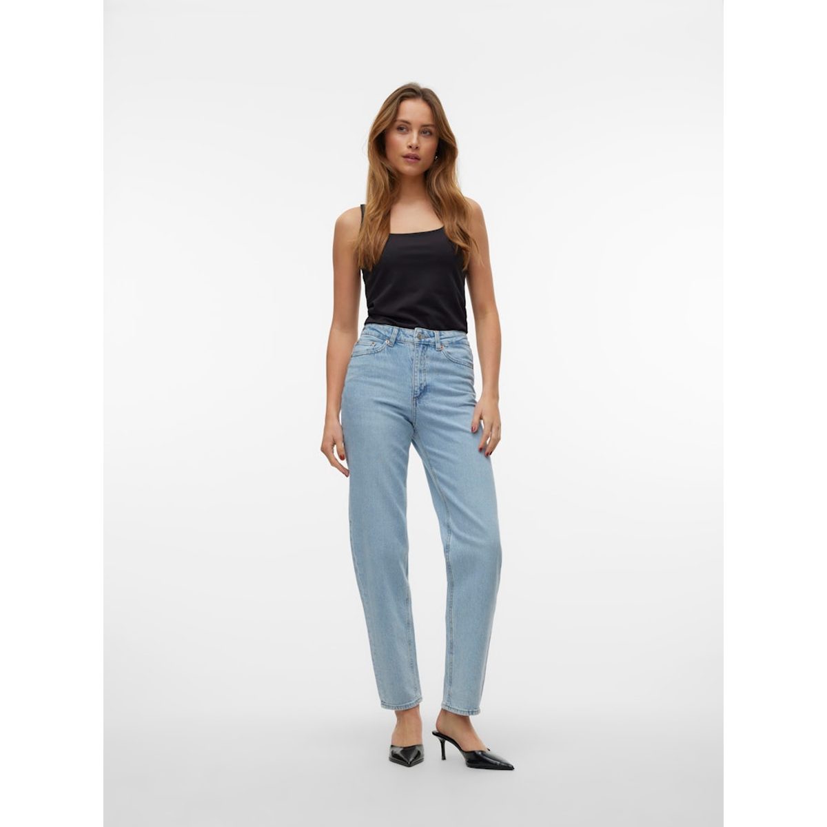 TESSA HR MOM JEANS 4