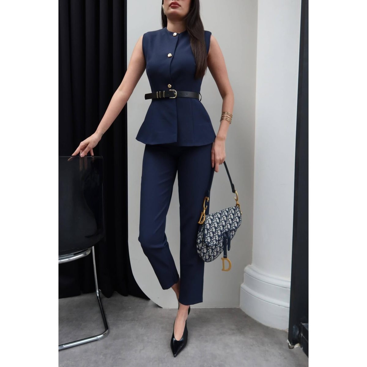 طقم vest انيق مع حزام 3