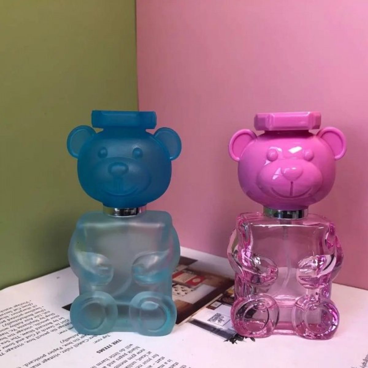 عطر اطفال ازرق / زهري شكل دب