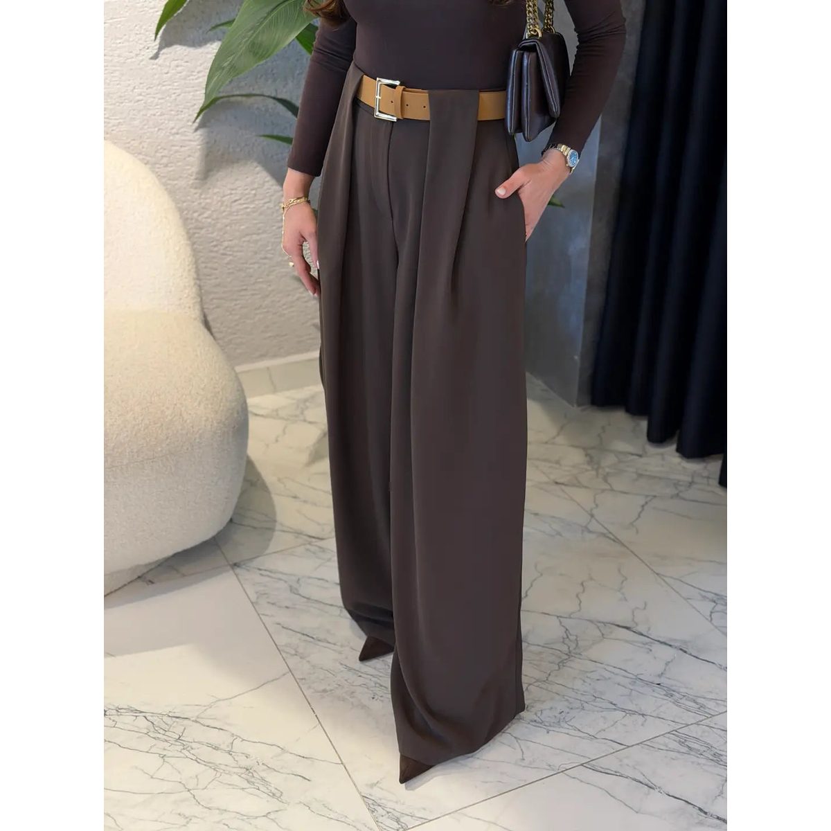 بنطلون بني Classic Pleated Elegance 3