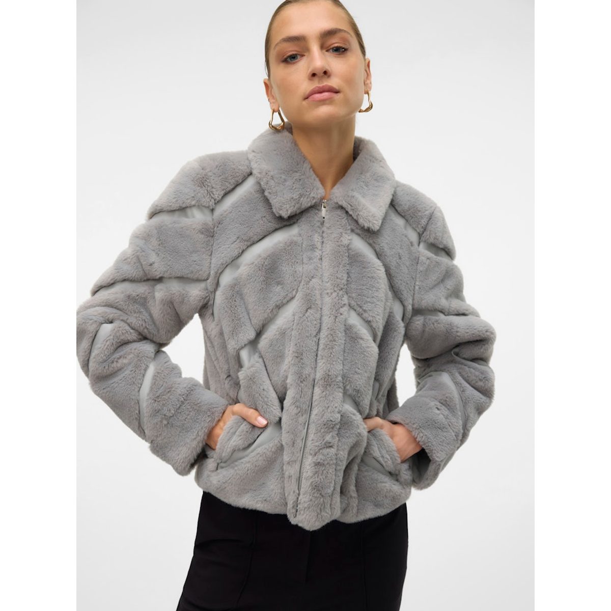 JALUIS SHORT JACKET 2