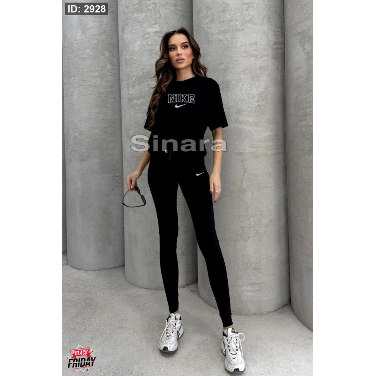 ترنج NIKE بلوزة قطن مع تايتس لايكرا 4