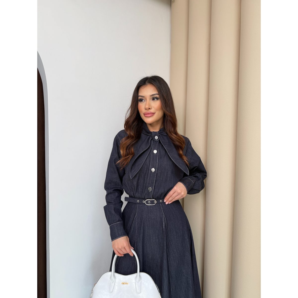 فستان جينز بربطة عنق 6