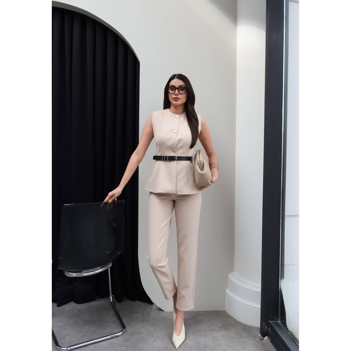 طقم vest انيق مع حزام