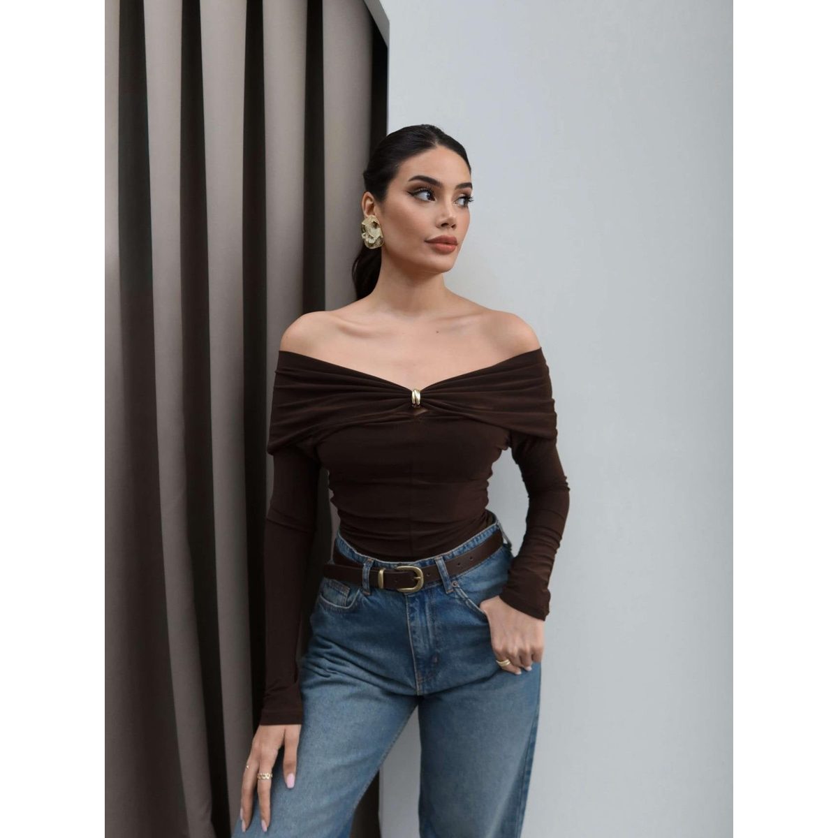 بلوزة Off Shoulder 4