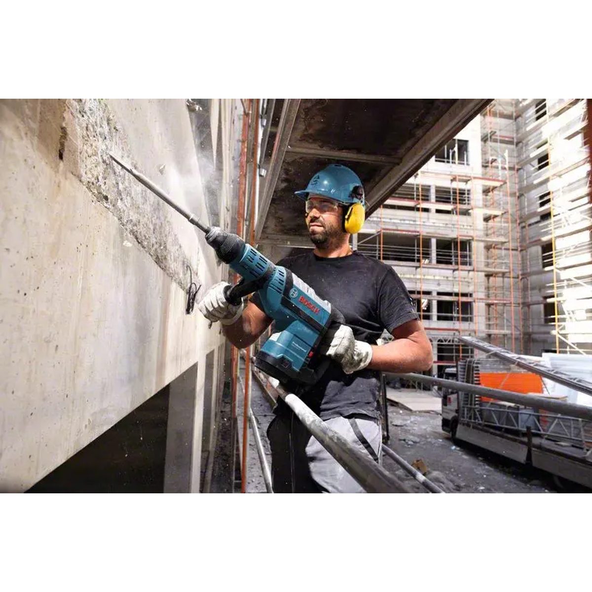 BOSCH GBH 8-45 D – كونجو ضرب وقدح 8 كيلو 2