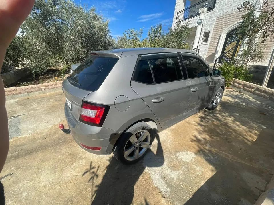 سكودا فابيا 2019 2