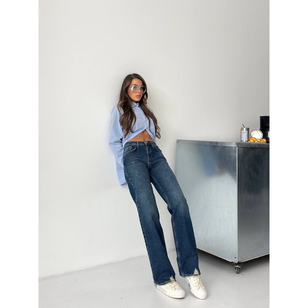 Mid Rise Straight Jeans 2