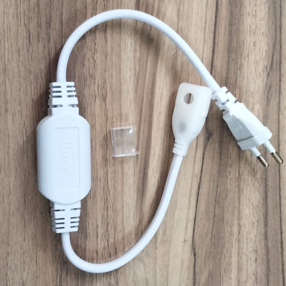 وصلة حبل مبسط لد LIPER RETA 120LED 220V 8MM