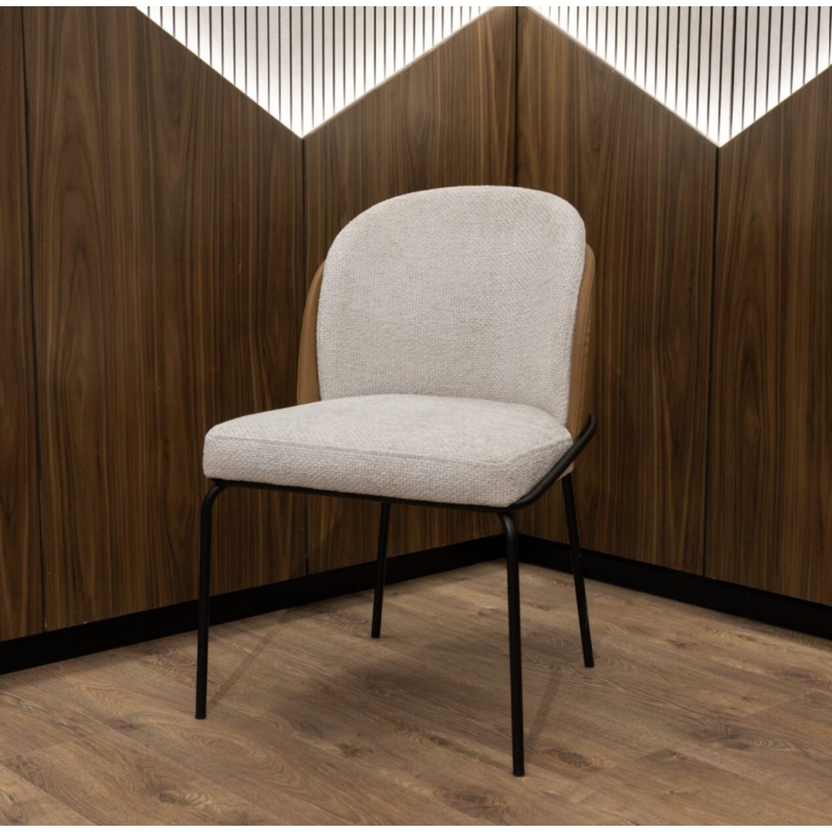 G43 - Dining Chairs