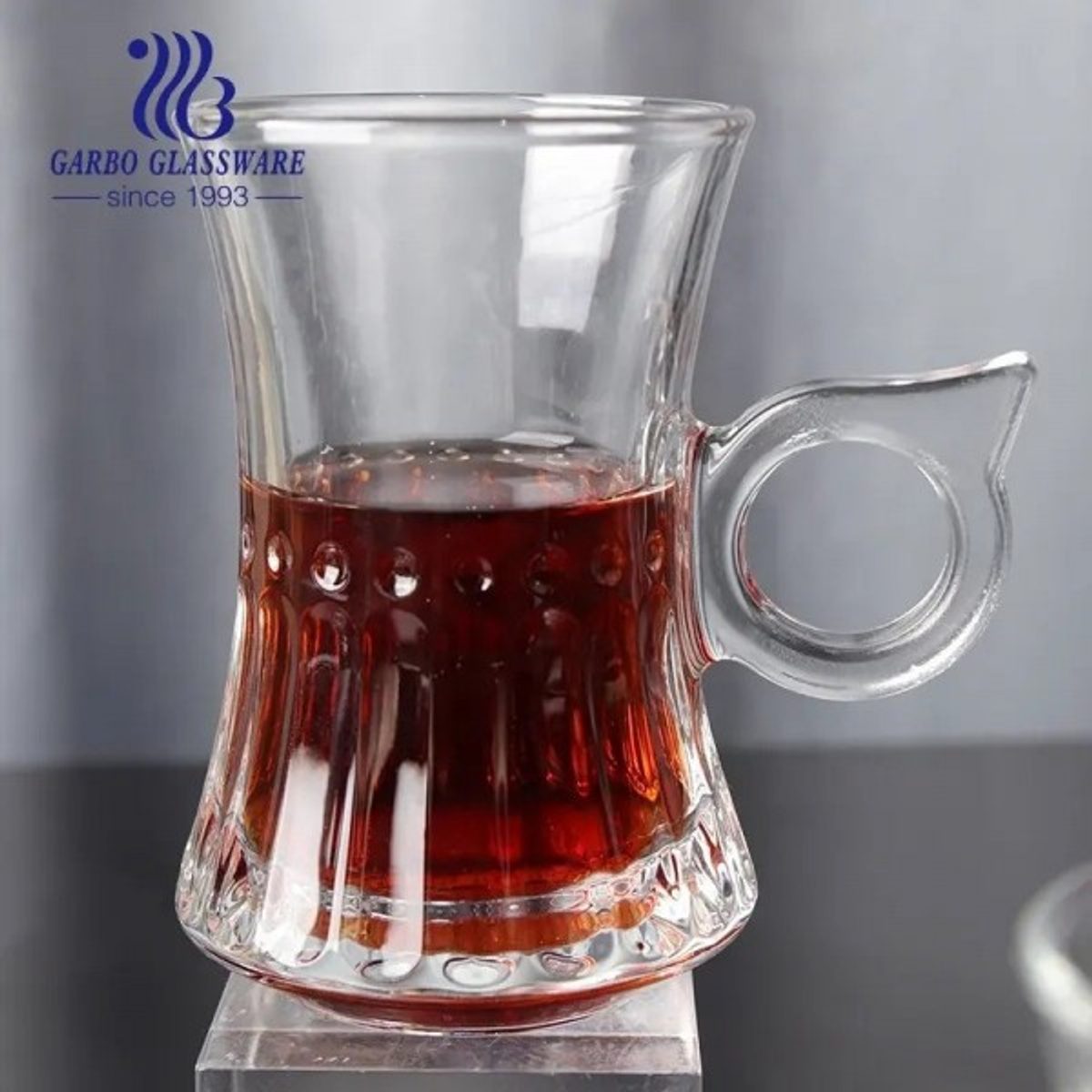 طقم 6 كاسات زجاج سادة مخصر مع يد عصفور HUAIBO H-019