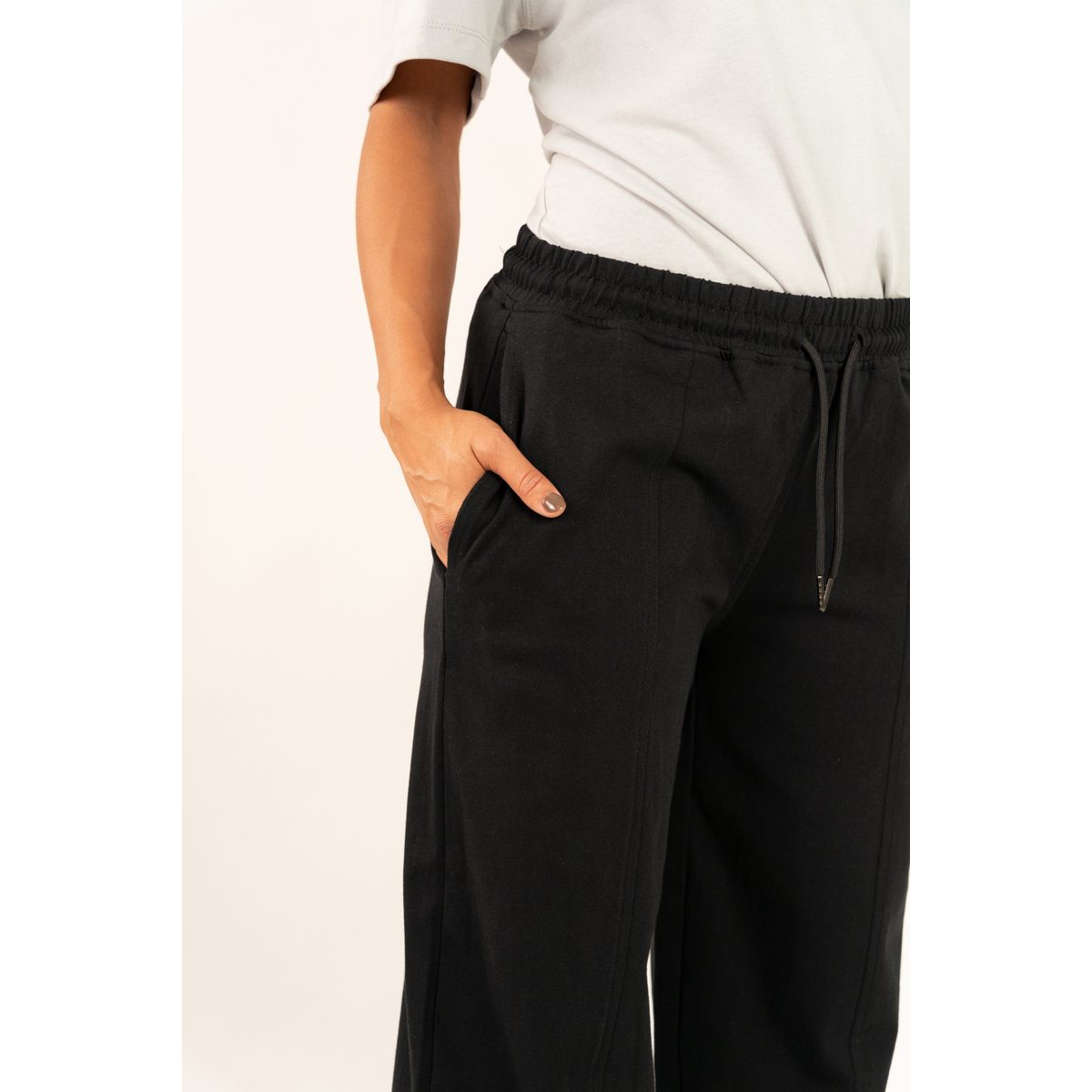 Sweatpants – Straight Cut 4