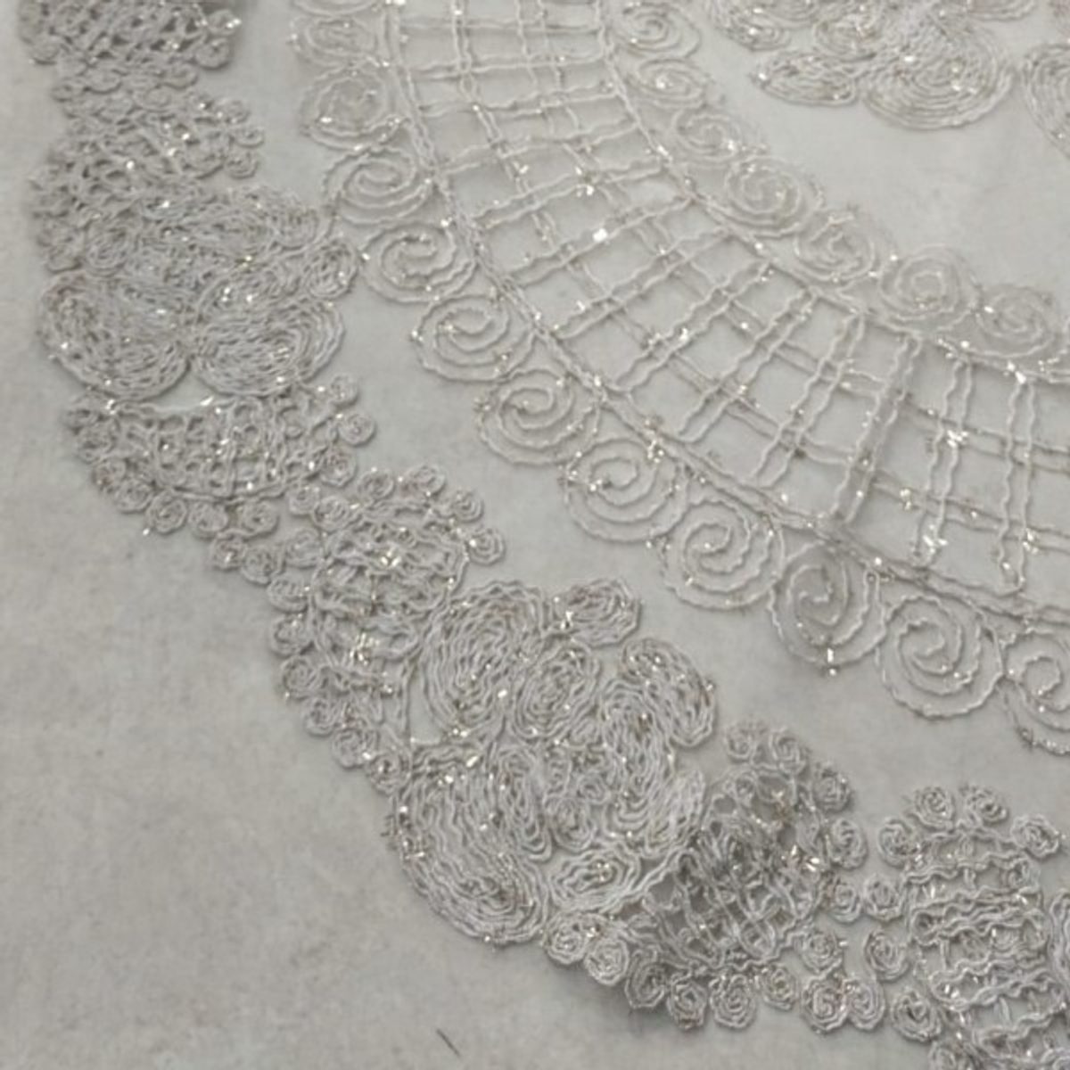 شرشف مليسا مدور طاولة وسط كورنر مقاس 85 × 85