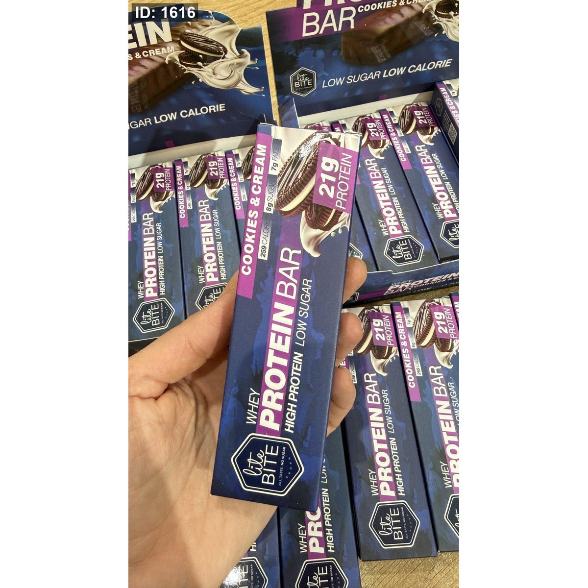 لوح شوكولاتة بروتين بار نكهة الكوكيز اوريو من ماركة لايت بايت (Lite Bite) عالي البروتين وزنه 60 غرام